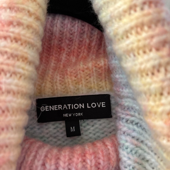 Generation Love size M sweater - Picture 3 of 3